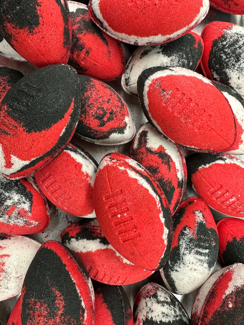 Footy Bath Bomb (red/blk/wht)