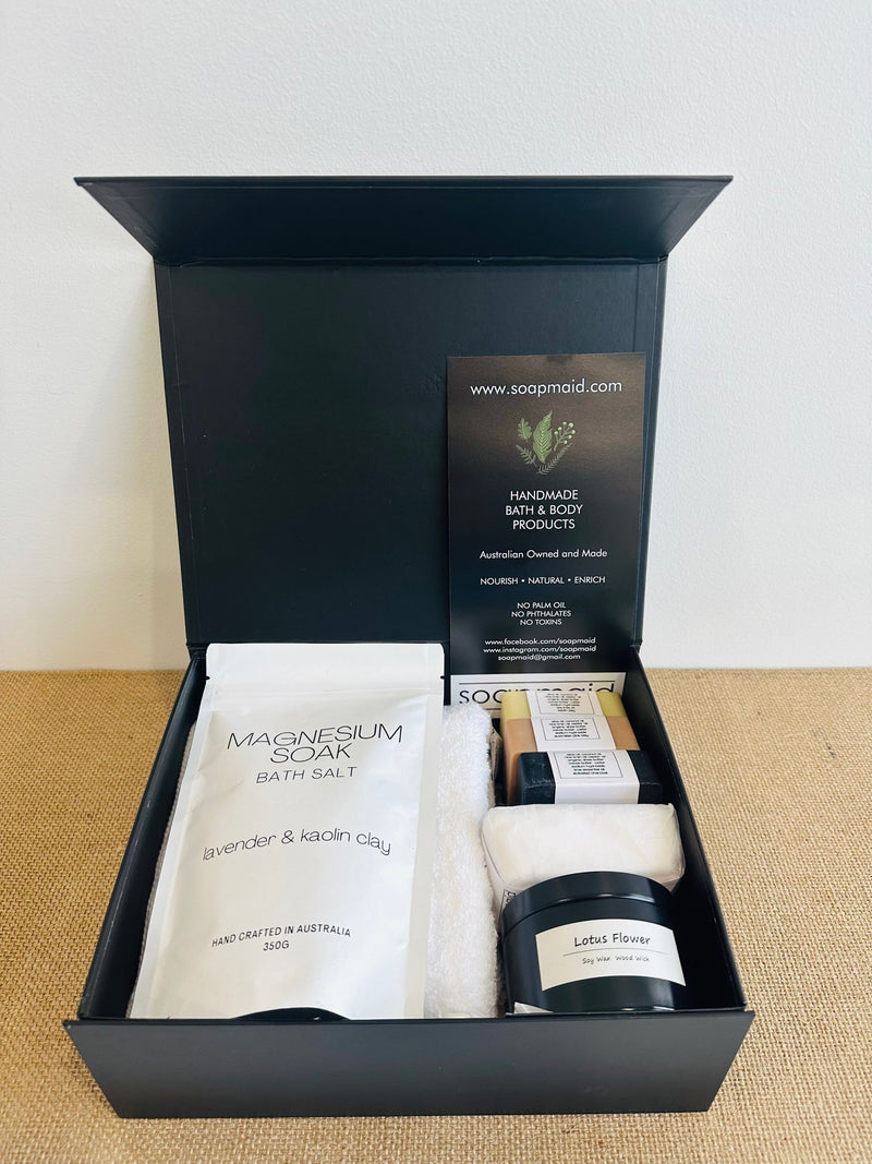 Nature's Bounty Gift Box